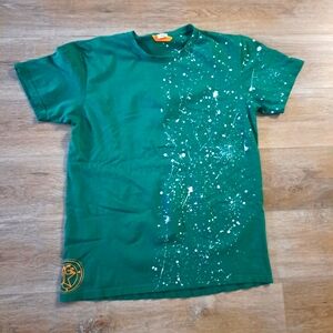 Signa Galaxy White Paint Splash on Green Shortsleeves T-Shirt Men's Size XL